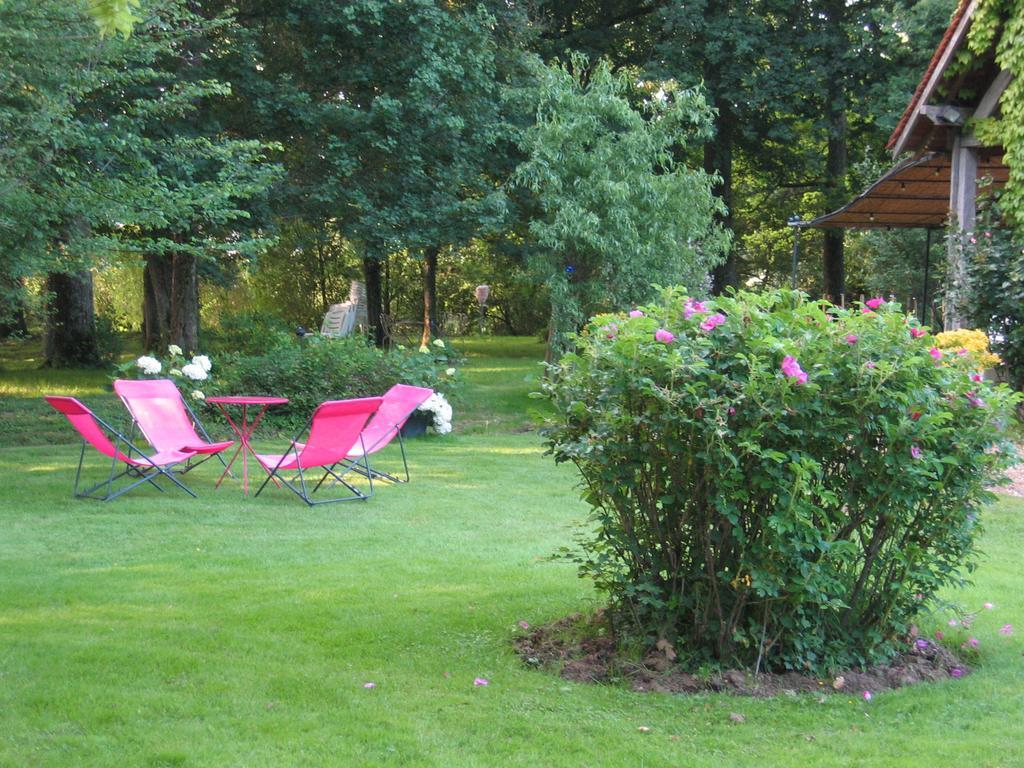 Logis De La Paqueraie Bed & Breakfast Saint-Branchs ภายนอก รูปภาพ