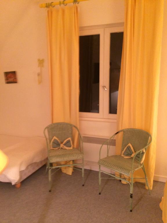 Logis De La Paqueraie Bed & Breakfast Saint-Branchs ภายนอก รูปภาพ
