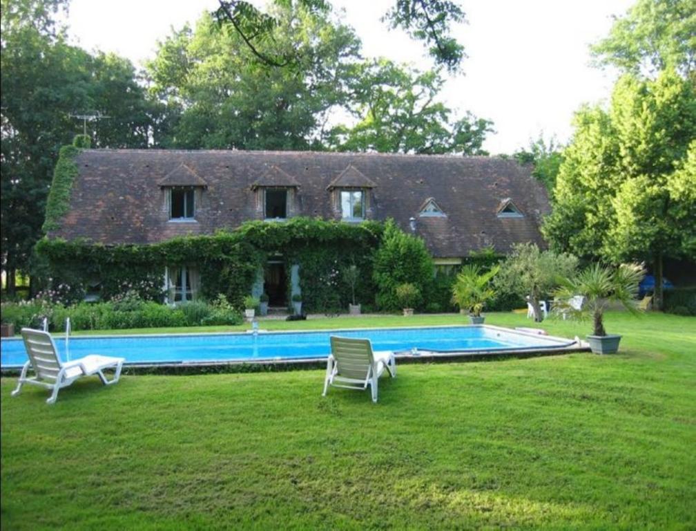 Logis De La Paqueraie Bed & Breakfast Saint-Branchs ภายนอก รูปภาพ